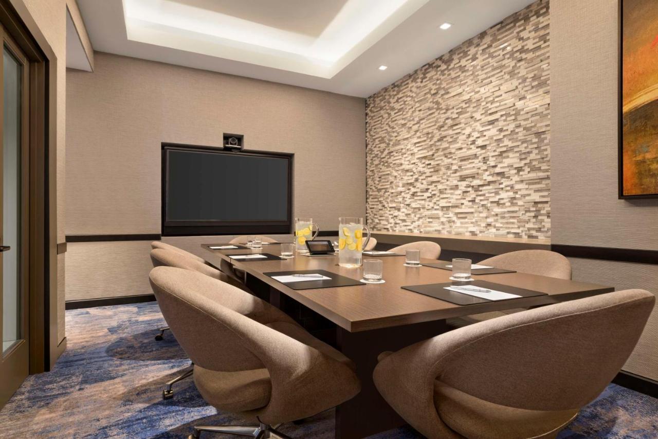 Hyatt Centric Silicon Valley 3*